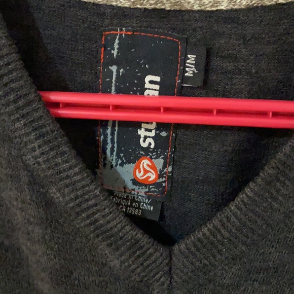 Long sleeve swearshirt Small - Picture 2 of 2